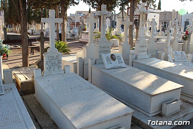 Tradicional Misa en el Cementerio Municipal “Nuestra Sra. del Carmen” con motivo de la festividad de la Virgen del Carmen - 20