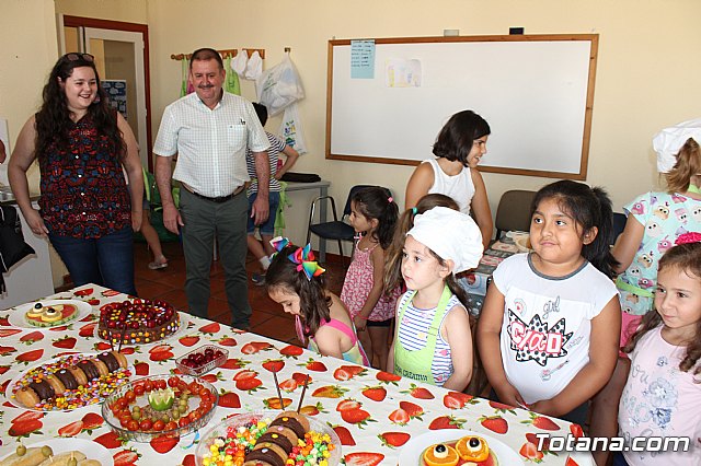 Unos 60 niños y niñas participan este mes en el Taller de Cocina Creativa y Divertida - 11