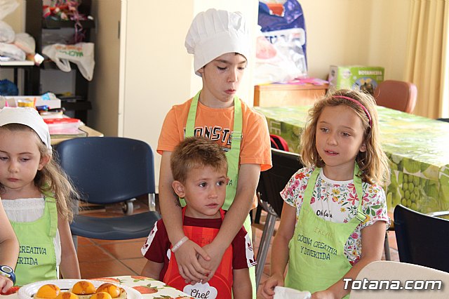 Unos 60 niños y niñas participan este mes en el Taller de Cocina Creativa y Divertida - 19