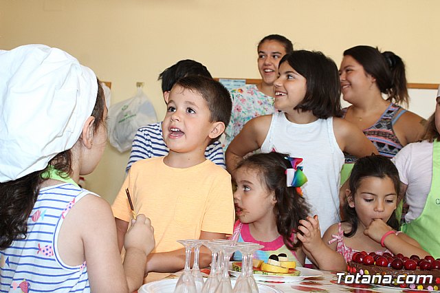 Unos 60 niños y niñas participan este mes en el Taller de Cocina Creativa y Divertida - 27
