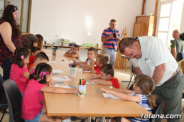 Un total de 13 niños participan en la Escuela de Verano 