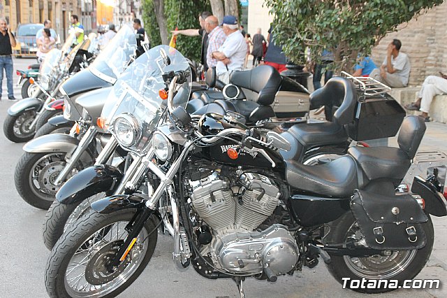 Totana Custom realiz su tradicional ofrenda a Santiago Apstol, patrn de Totana - 8