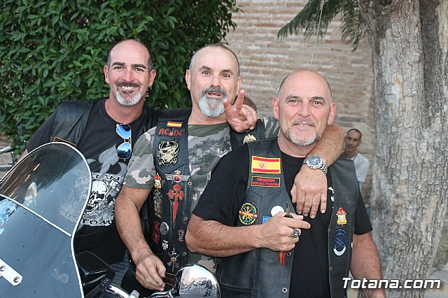 Totana Custom realiz su tradicional ofrenda a Santiago Apstol, patrn de Totana - 24