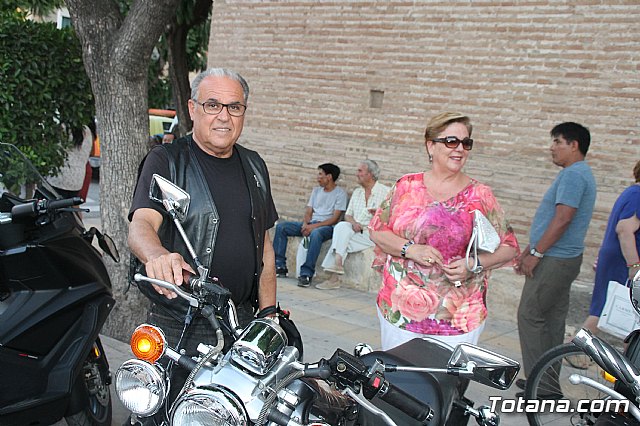 Totana Custom realiz su tradicional ofrenda a Santiago Apstol, patrn de Totana - 25