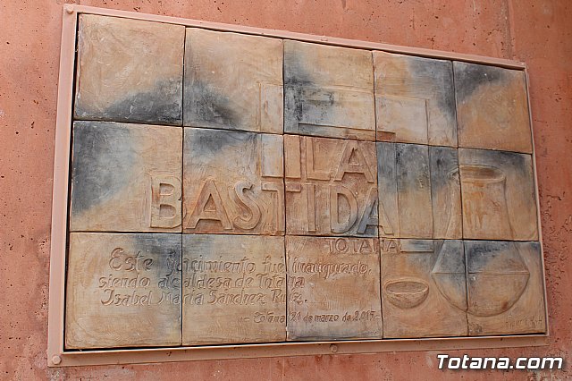 Ciudadanos reitera su apoyo a la preservacin y puesta en valor de nuestro patrimonio durante su visita al yacimiento argrico de La Bastida en Totana - 3
