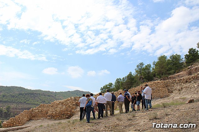 Ciudadanos reitera su apoyo a la preservacin y puesta en valor de nuestro patrimonio durante su visita al yacimiento argrico de La Bastida en Totana - 38