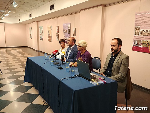 Se celebra con gran aceptacin la conferencia “Evolucin urbanstica de Totana a mediados del siglo XX” - 1