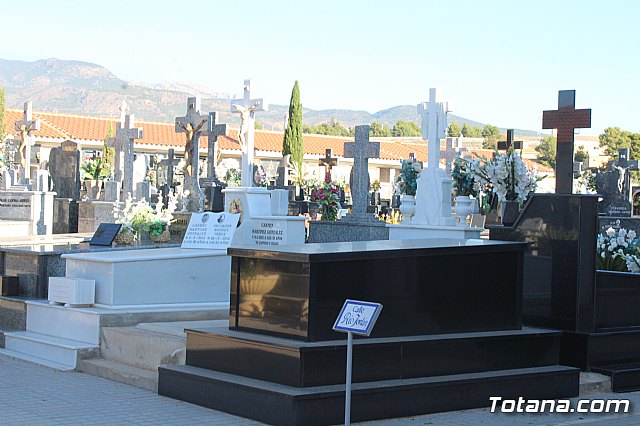 Se realizan actuaciones de mejora, conservacin y acondicionamiento del cementerio municipal 
