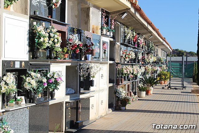 Se realizan actuaciones de mejora, conservacin y acondicionamiento del cementerio municipal 