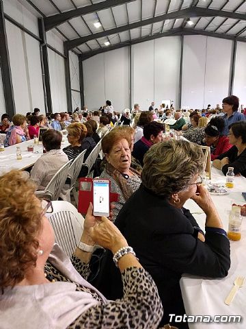 Totana estuvo presente en el Encuentro Regional de Amas de Casa, que se celebr en guilas - 9