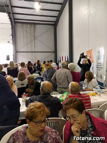 Totana estuvo presente en el Encuentro Regional de Amas de Casa, que se celebr en guilas - 12