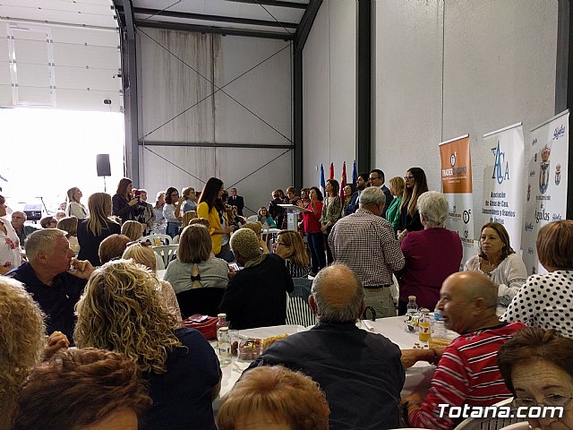 Totana estuvo presente en el Encuentro Regional de Amas de Casa, que se celebr en guilas - 14