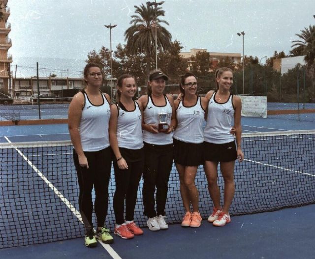 Tres tenistas totaneras ganan el Campeonato de España por Equipos 3*categora Absoluta - 1