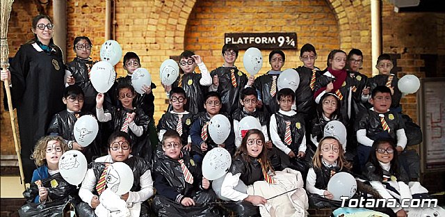 El CEIP La Cruz se lo pasa en grande en Halloween - 5