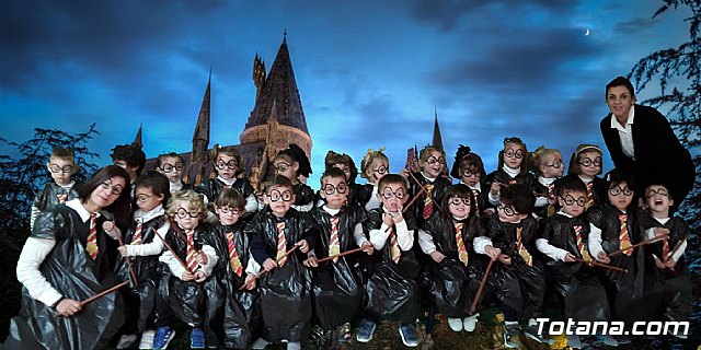 El CEIP La Cruz se lo pasa en grande en Halloween - 12