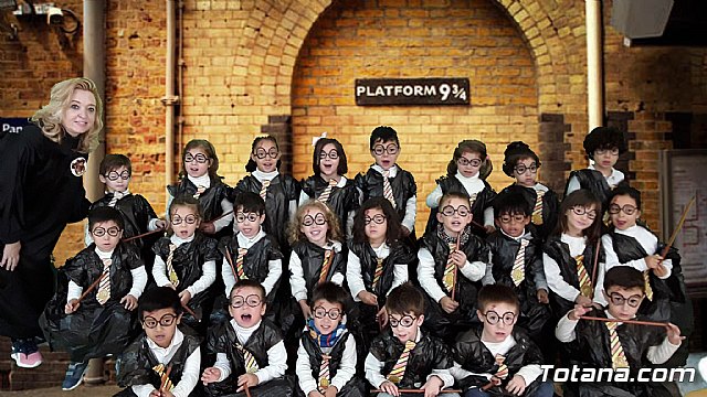 El CEIP La Cruz se lo pasa en grande en Halloween - 14