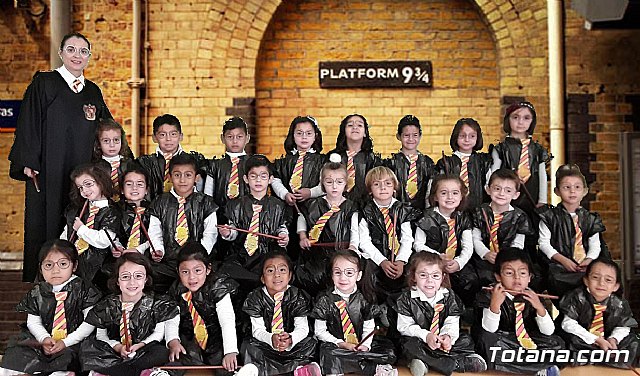 El CEIP La Cruz se lo pasa en grande en Halloween - 16