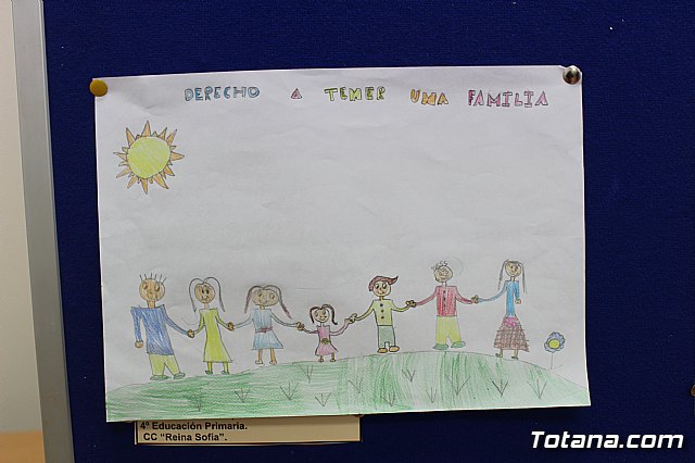 Se entregan los premios del XV Concurso de Dibujo de los Derechos del Niñ@ del 2018 - 17