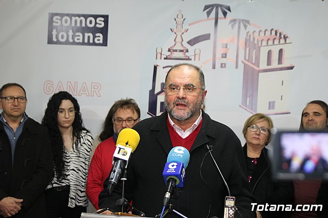 Juan Jos Cnovas ser el candidato de Ganar Totana a la alcalda en las elecciones de mayo de 2019, tras ser ratificado anoche - 19