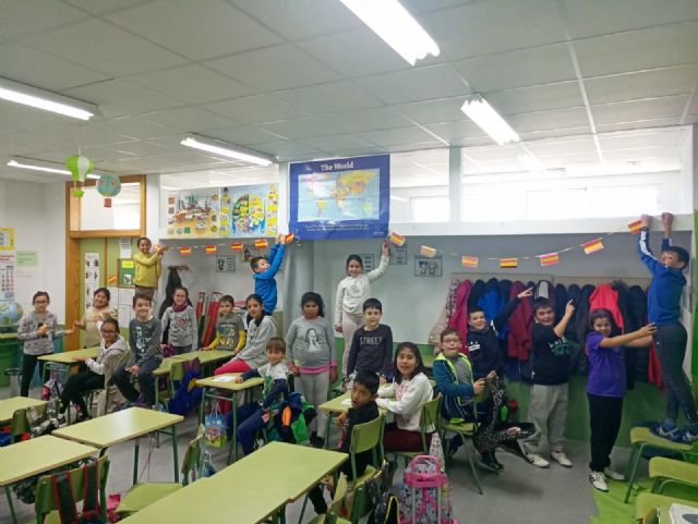 El CEIP La Cruz celebra el 40 aniversario de la Constitucin Española - 1