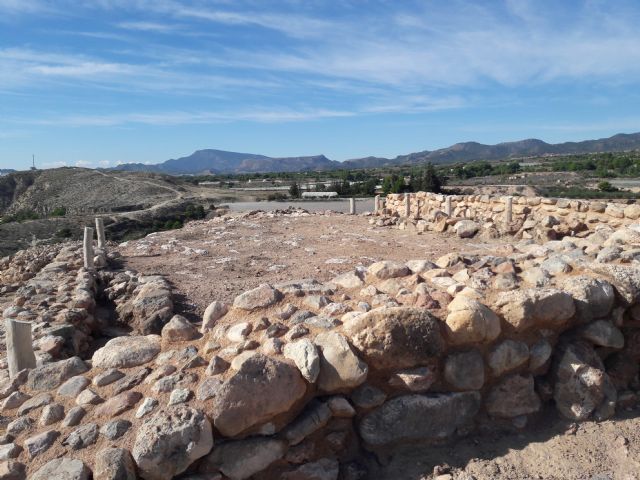 ASBA e Integral realizan labores de limpieza en el yacimiento arqueolgico de Tira del Lienzo - 9