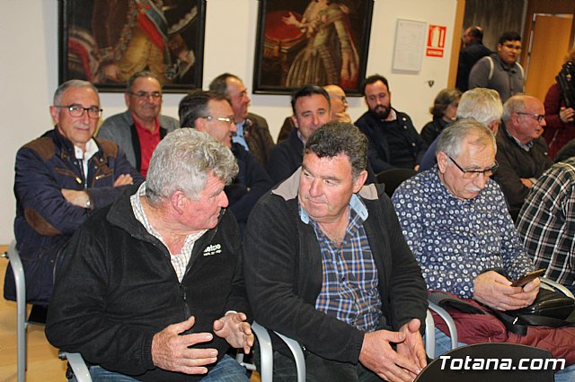 El secretario de Estado de Medio Ambiente se compromete con los regantes a agilizar la regularizacin de los riegos consolidados de El Raiguero, El Paretn y La Huerta - 13