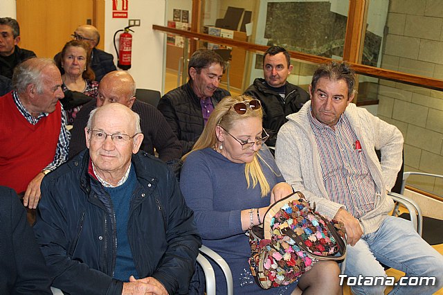 El secretario de Estado de Medio Ambiente se compromete con los regantes a agilizar la regularizacin de los riegos consolidados de El Raiguero, El Paretn y La Huerta - 17