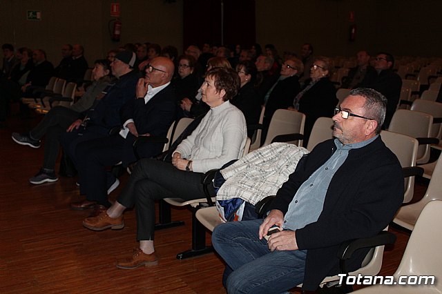 Se presenta el libro 