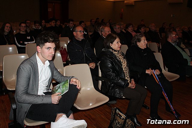 Se presenta el libro 