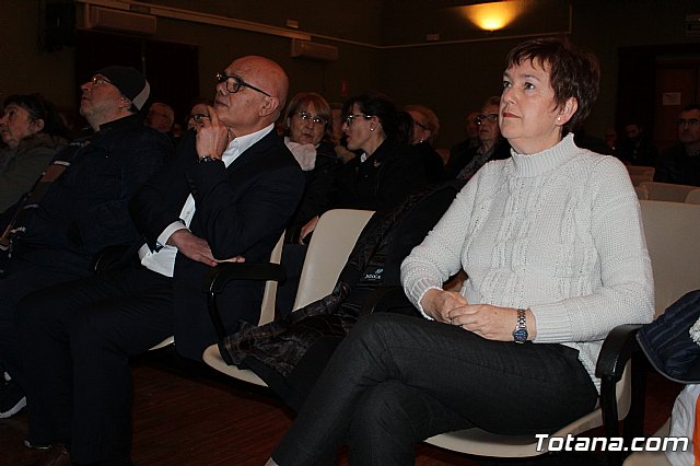 Se presenta el libro 