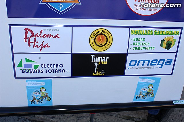 Totana Basket organiz la Campaña Solidaria Nadidad 2018 - I Recogida de Juguetes - 3