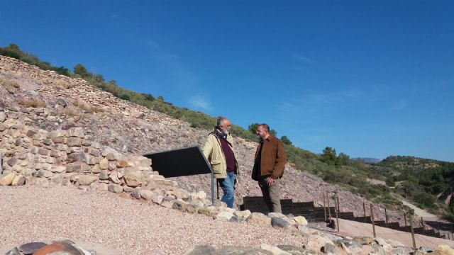 El director del yacimiento arqueolgico de La Motilla del Azuer presenta en Totana el modelo de gestin musestico y de visitas al tejido empresarial - 14