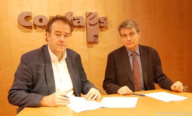 Partido Popular, Vox y Ciudadanos a nivel nacional se suman a la lucha por la unidad del Archivo de Salamanca - 12