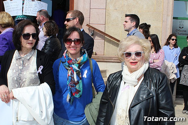 Lectura manifiesto y concentracin Da Mujer Trabajadora 2019Se realiza una concentracin reivindicativa dando lectura al manifiesto con motivo de la celebracin del Da Internacional de la Mujer, hoy 8-M - 30
