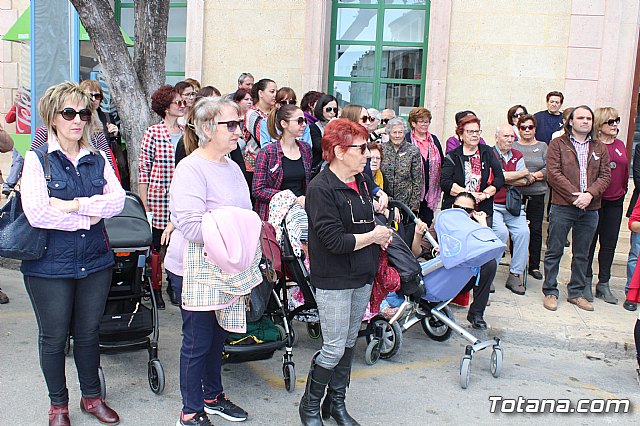 Lectura manifiesto y concentracin Da Mujer Trabajadora 2019Se realiza una concentracin reivindicativa dando lectura al manifiesto con motivo de la celebracin del Da Internacional de la Mujer, hoy 8-M - 43