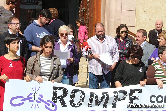 Lectura manifiesto y concentracin Da Mujer Trabajadora 2019Se realiza una concentracin reivindicativa dando lectura al manifiesto con motivo de la celebracin del Da Internacional de la Mujer, hoy 8-M - 52