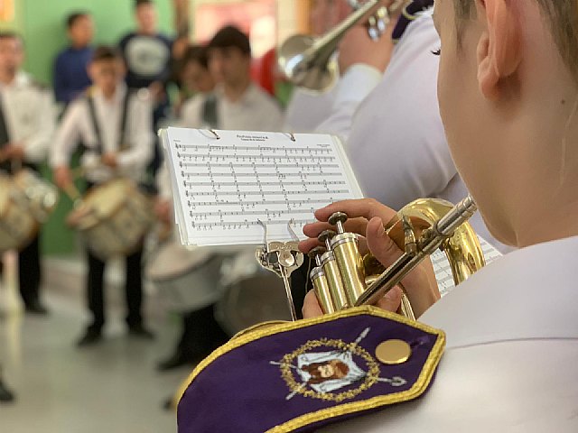 Emotiva jornada nazarena en el CEIP 