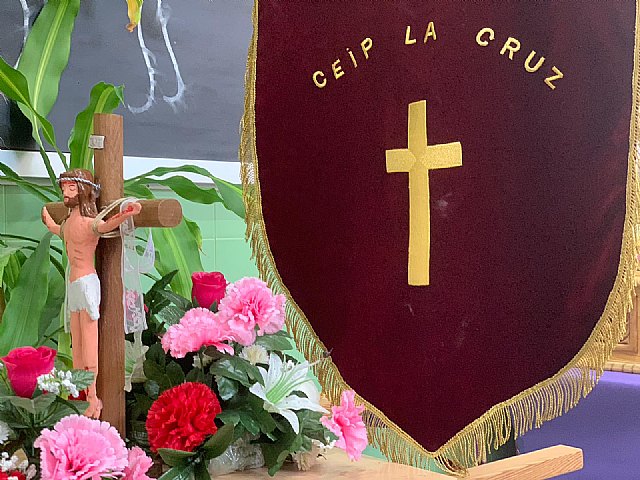 Emotiva jornada nazarena en el CEIP 