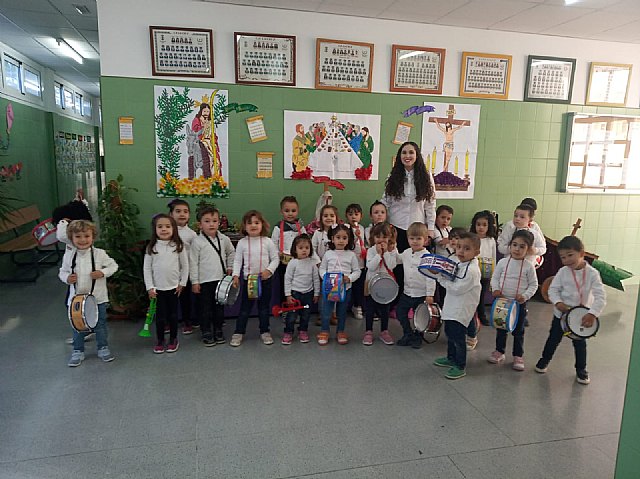 Emotiva jornada nazarena en el CEIP 