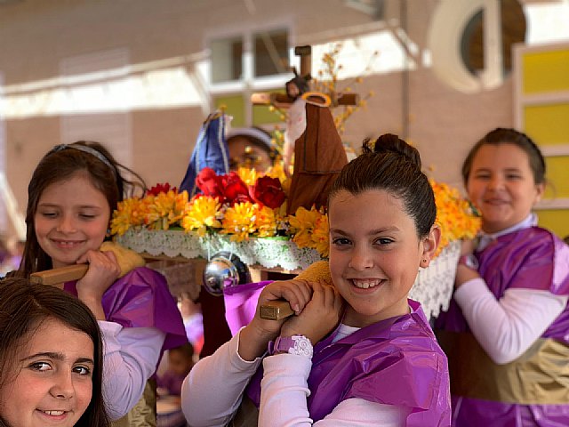 Emotiva jornada nazarena en el CEIP 