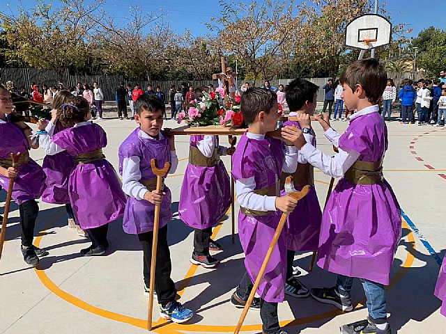 Emotiva jornada nazarena en el CEIP 