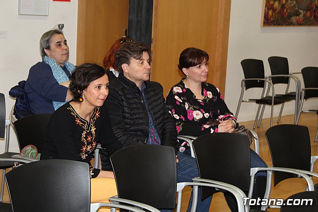 Entrega de premios a los centros de enseñanza participantes en el proyecto RED EDUCA EN ECO. - 4