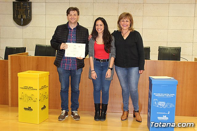 Entrega de premios a los centros de enseñanza participantes en el proyecto RED EDUCA EN ECO. - 9