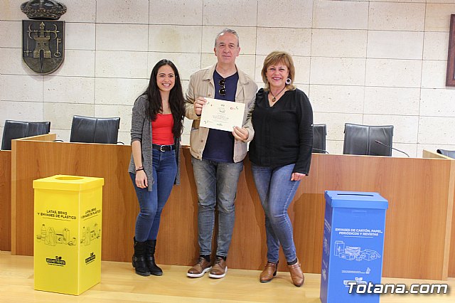 Entrega de premios a los centros de enseñanza participantes en el proyecto RED EDUCA EN ECO. - 20