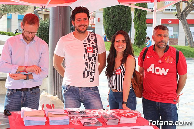 El candidato a la Presidencia de la Comunidad de la Regin de Murcia por el PSRM-PSOE, Diego Conesa, visita Totana - 4