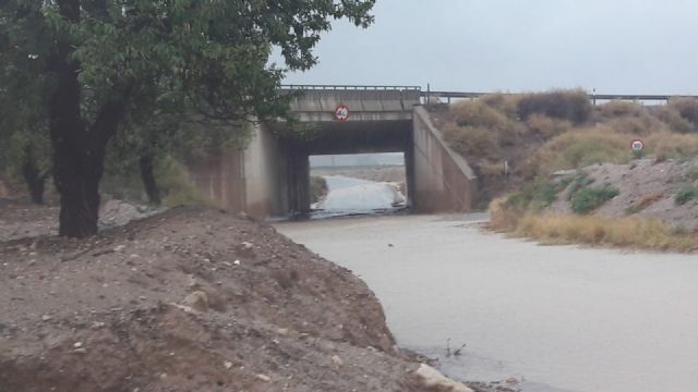 Totana acumula una media de ms de 80 litros por metro cuadrado a raz del temporal de lluvias sin que se hayan producido daños relevantes de consideracin - 9