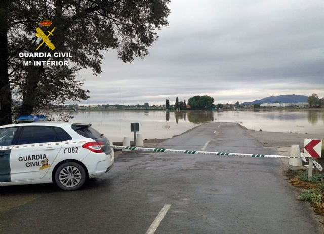 La Guardia Civil participa activamente en el dispositivo de emergencias con motivo del temporal de gota fra - 2