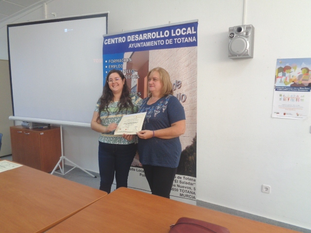 Se clausura el Curso de Formacin Psicoeducativa que ha impartido la Solidaridad Intergeneracional en el Centro de Desarrollo Local - 1