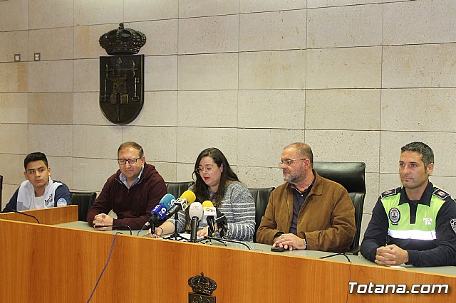 La Polica Local, con la colaboracin transversal de varias concejalas, ponen en marcha el proyecto 