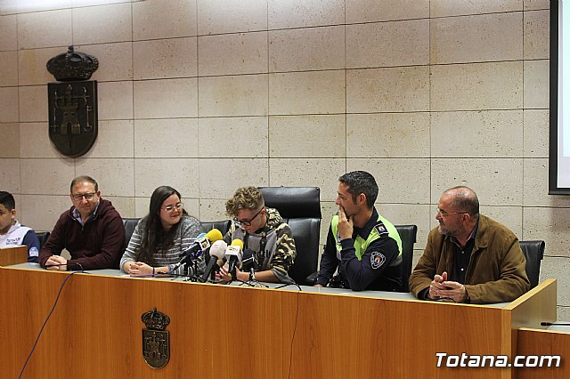 La Polica Local, con la colaboracin transversal de varias concejalas, ponen en marcha el proyecto 